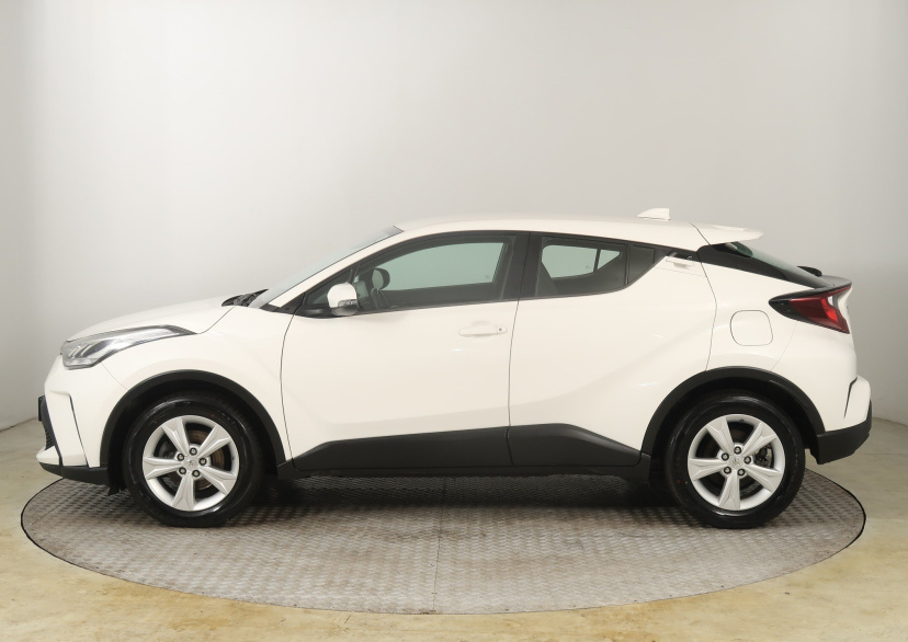 Toyota C-HR, 2021