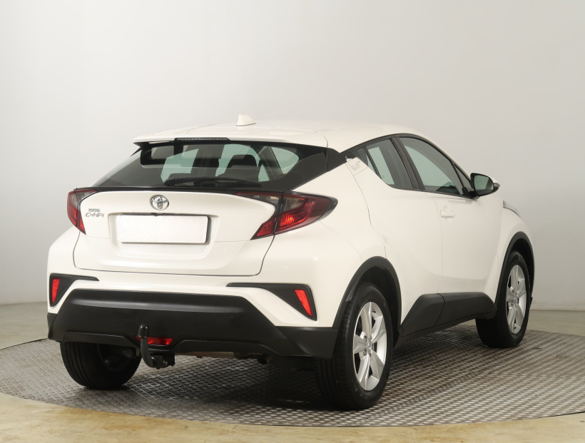 Toyota C-HR, 2021
