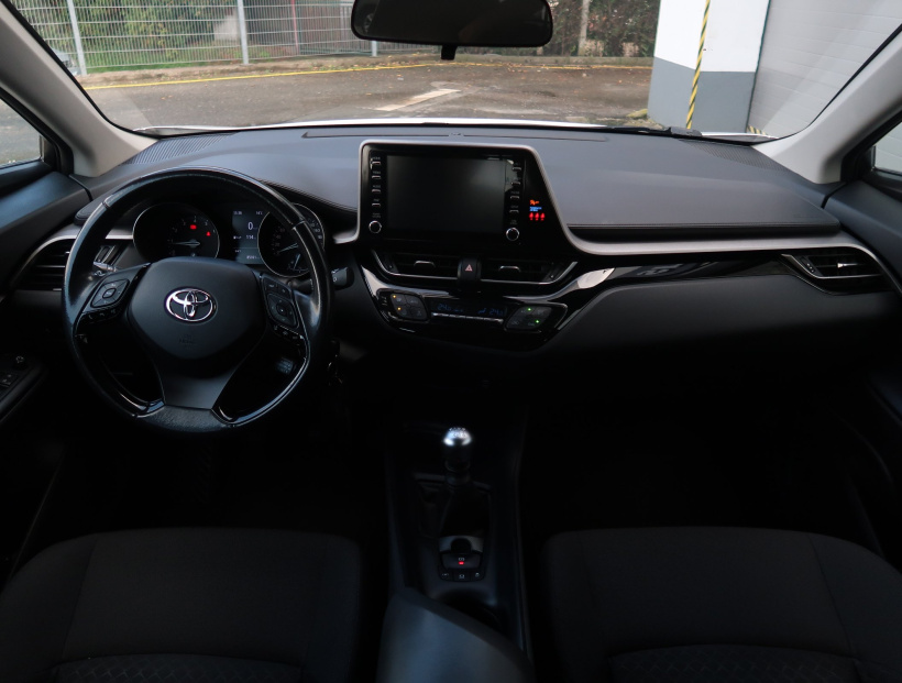 Toyota C-HR, 2021