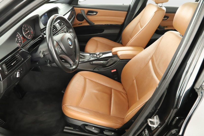 BMW 3, 2011