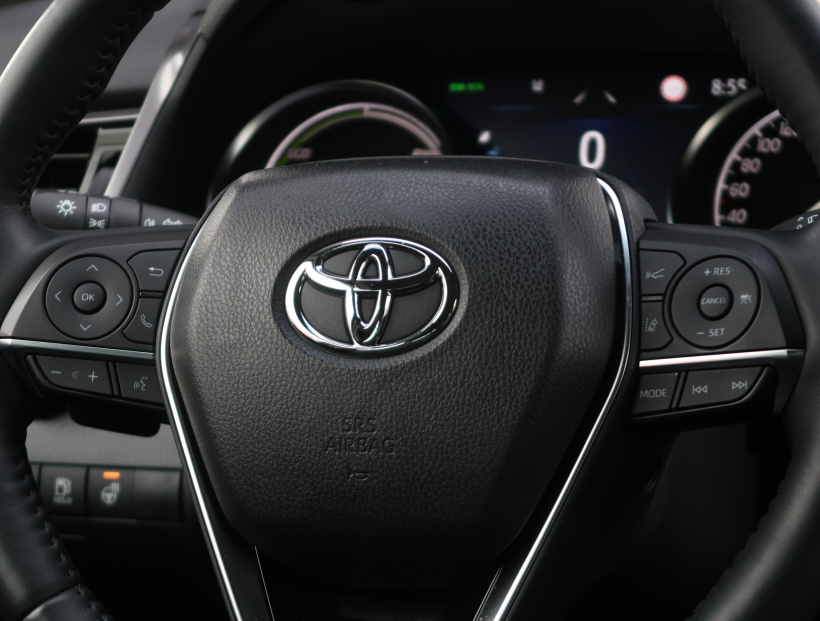 Toyota Camry, 2023