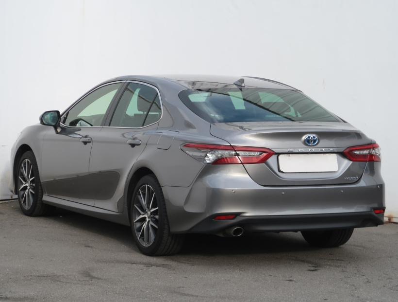 Toyota Camry, 2023