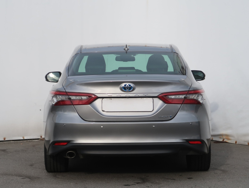 Toyota Camry, 2023