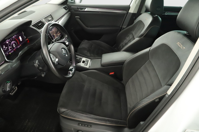 Škoda Superb, 2021