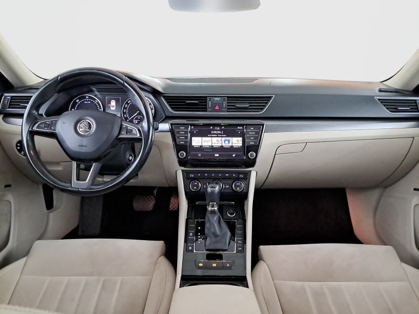 Škoda Superb, 2016