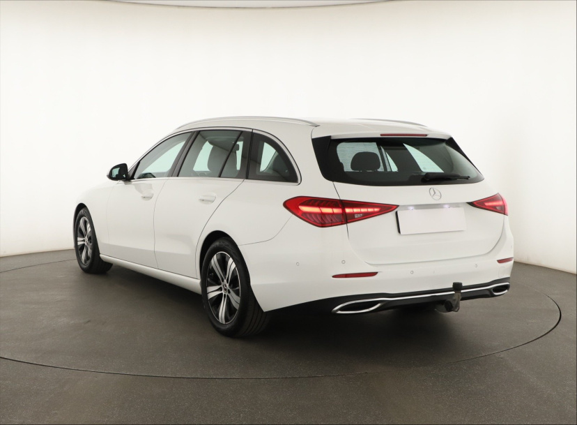 Mercedes-Benz C, 2023