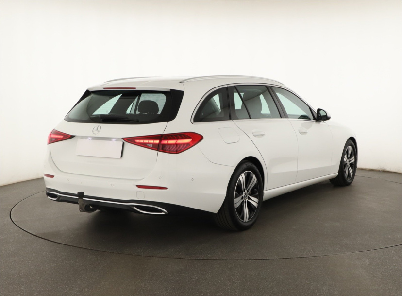 Mercedes-Benz C, 2023