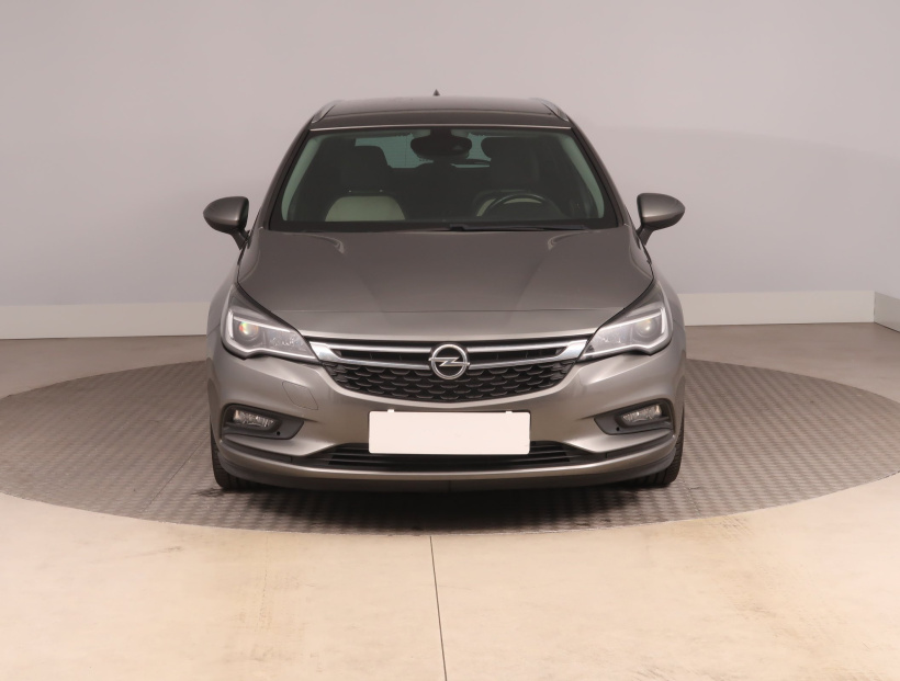 Opel Astra, 2018