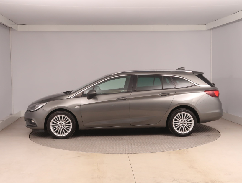 Opel Astra, 2018