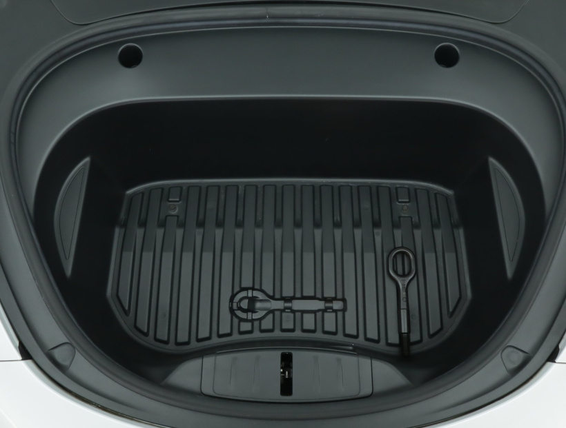 Tesla Model 3, 2022
