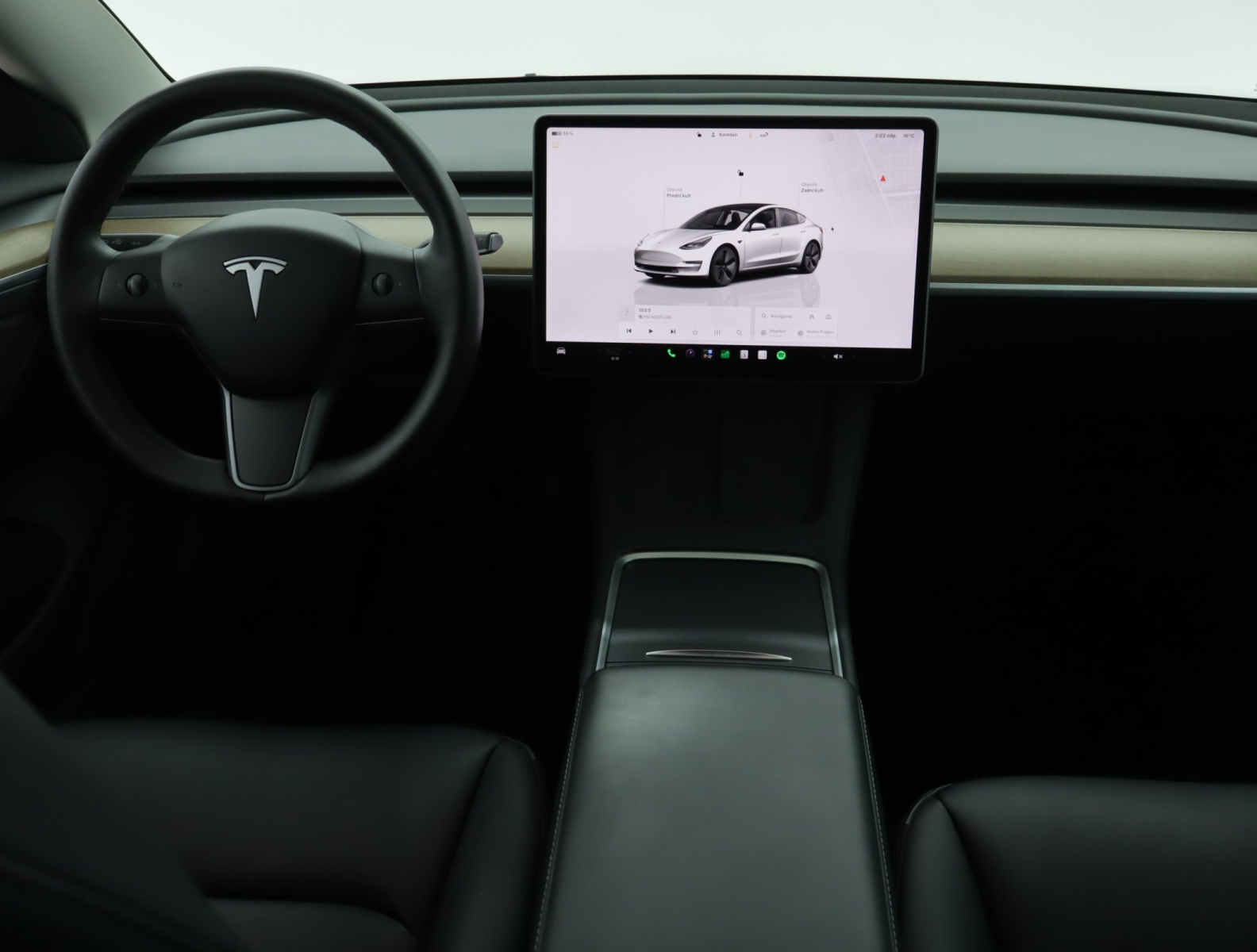 Tesla Model 3 Standard Range Plus – fotografie 10