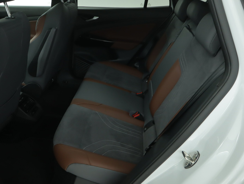 Volkswagen ID.4, 2021