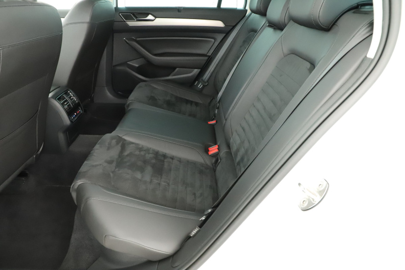 Volkswagen Passat, 2019