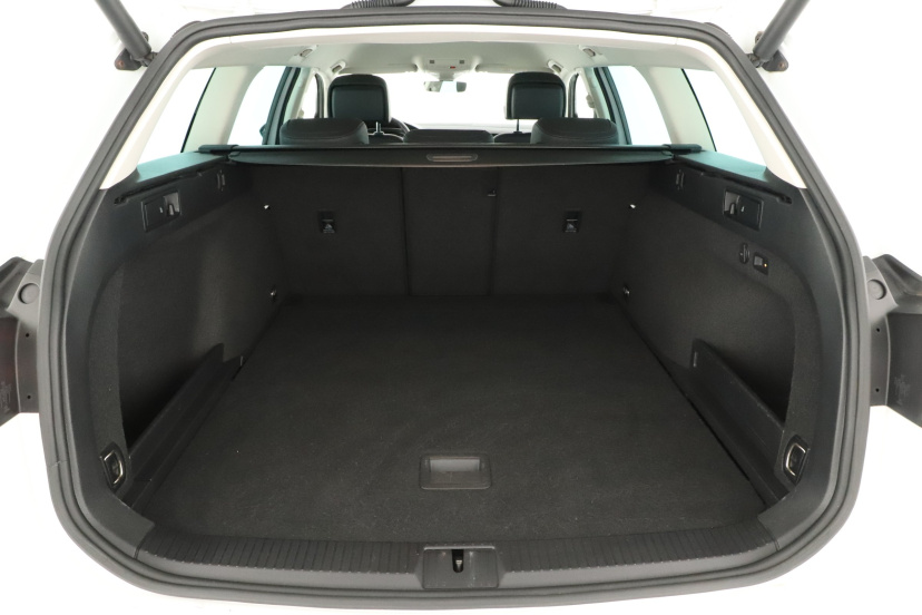 Volkswagen Passat, 2019