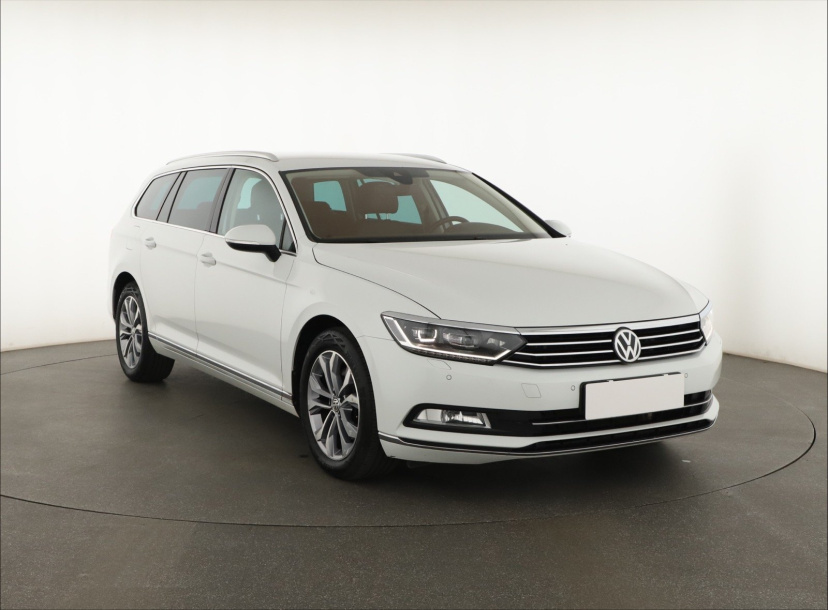 Volkswagen Passat, 2019
