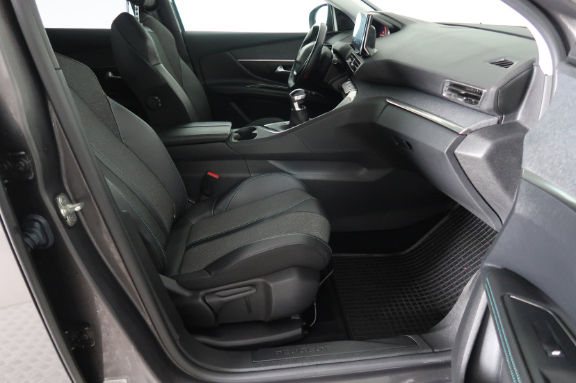 Peugeot 3008, 2022