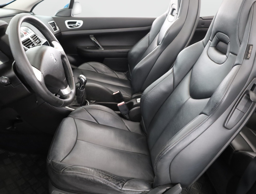 Peugeot 307, 2004