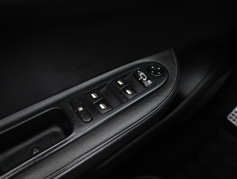 Peugeot 307, 2004