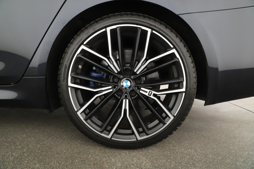 BMW 5, 2022