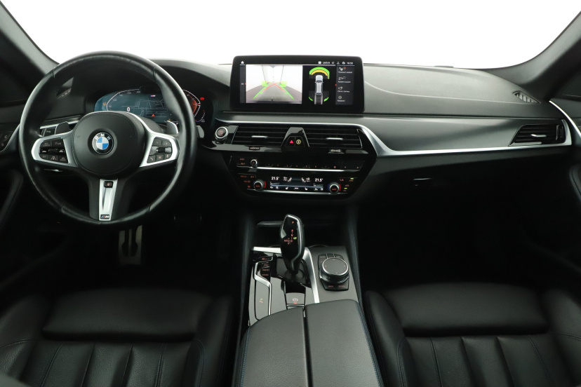 BMW 5, 2022