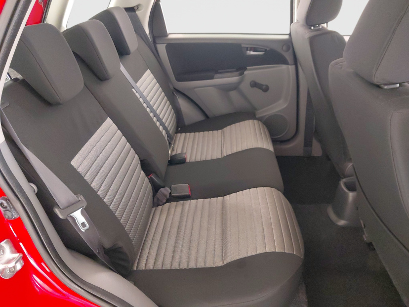 Suzuki SX4, 2010