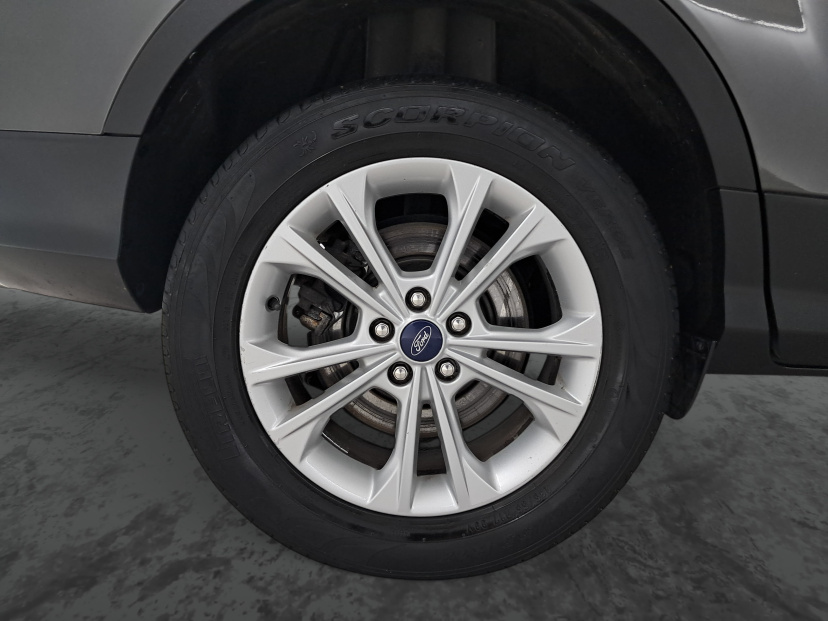 Ford Kuga, 2019