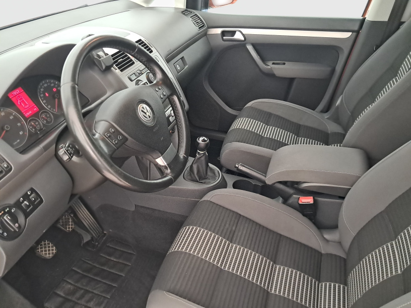 Volkswagen Touran, 2009