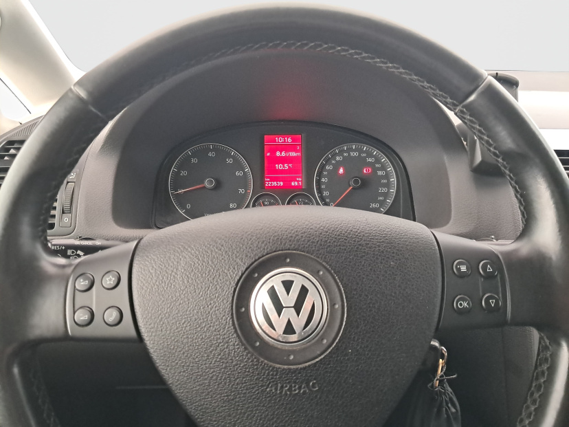 Volkswagen Touran, 2009