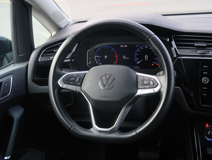 Volkswagen Touran, 2023