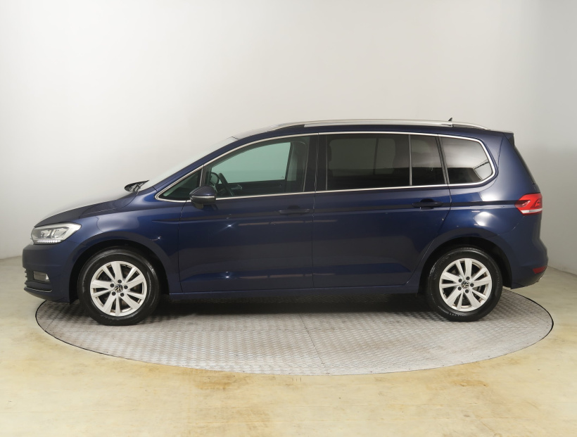 Volkswagen Touran, 2023