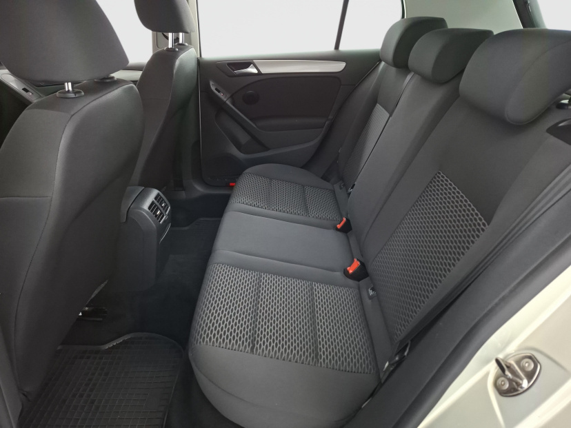 Volkswagen Golf, 2011