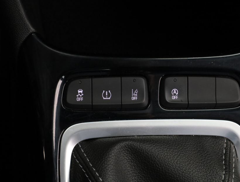 Opel Crossland, 2024