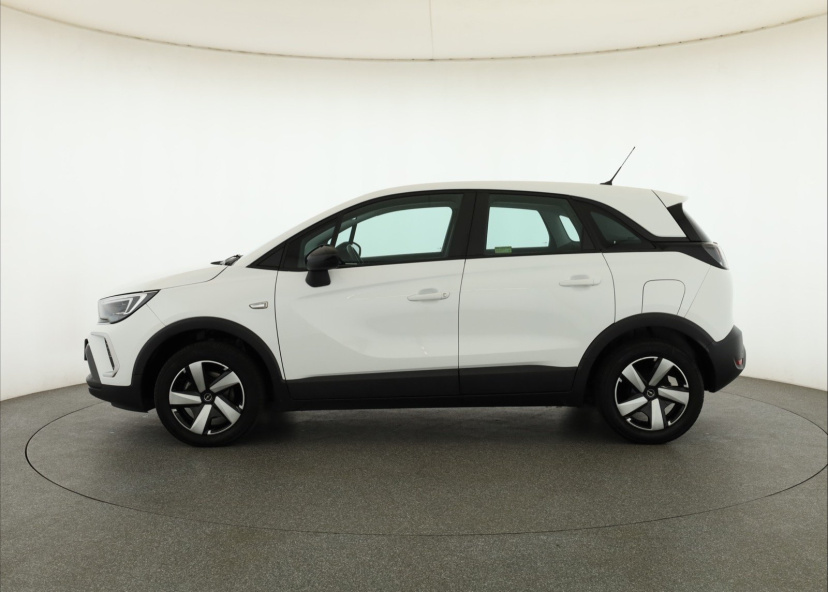 Opel Crossland, 2024