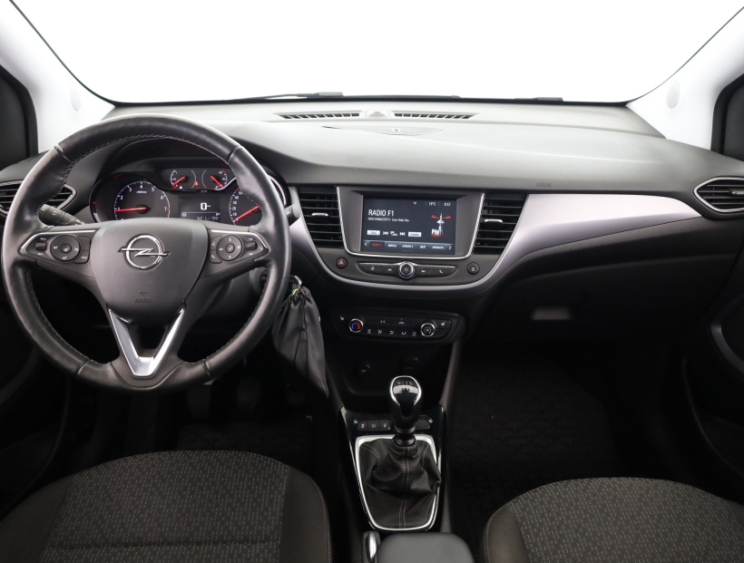 Opel Crossland, 2024