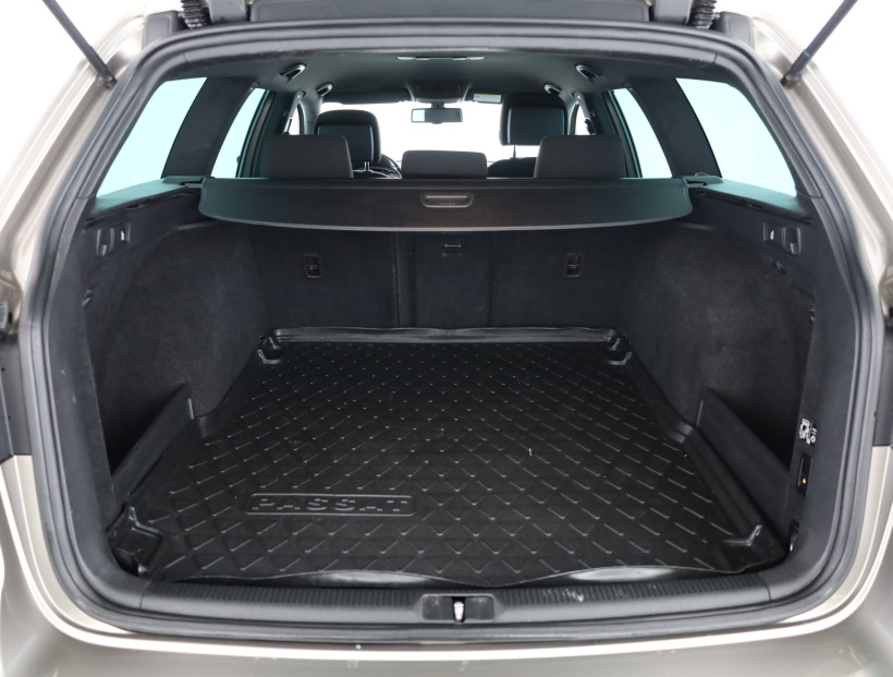 Volkswagen Passat, 2014