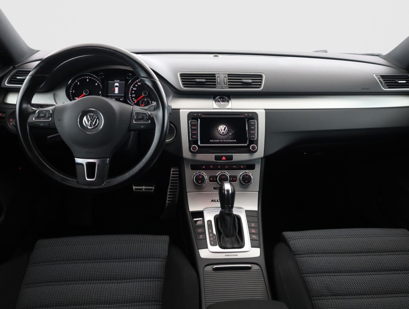 Volkswagen Passat, 2014