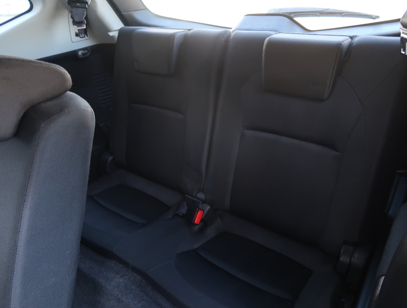 Nissan Qashqai+2, 2012