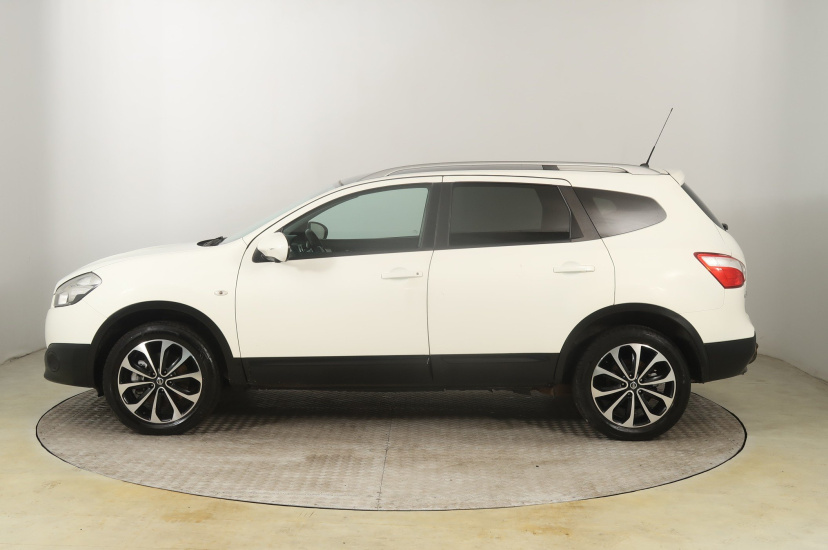 Nissan Qashqai+2, 2012