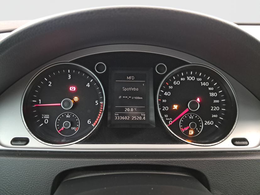 Volkswagen Passat, 2011