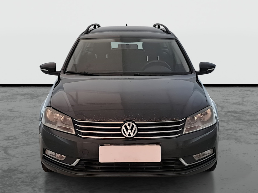 Volkswagen Passat, 2011