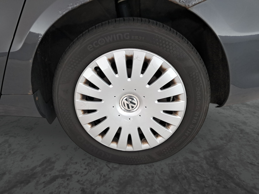 Volkswagen Passat, 2011