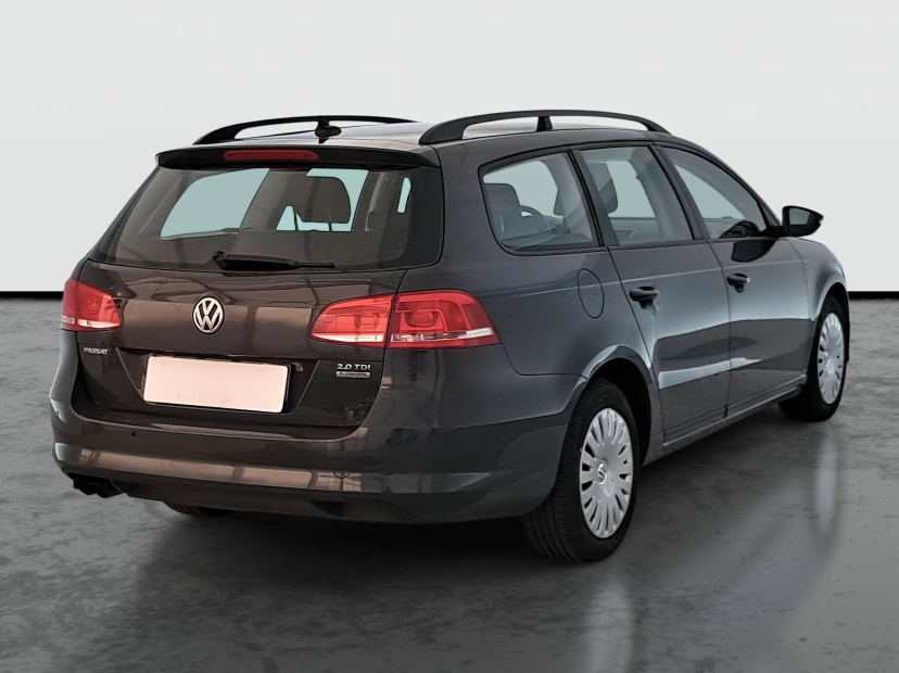 Volkswagen Passat, 2011