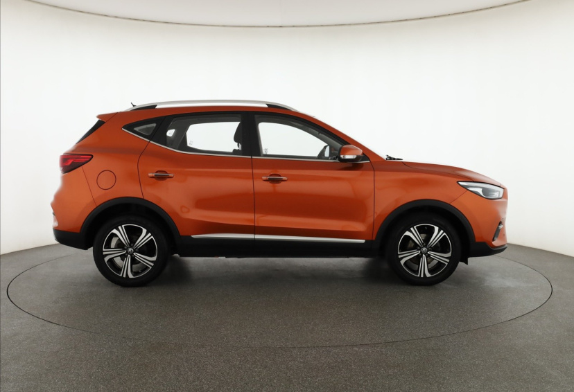 MG ZS SUV, 2023