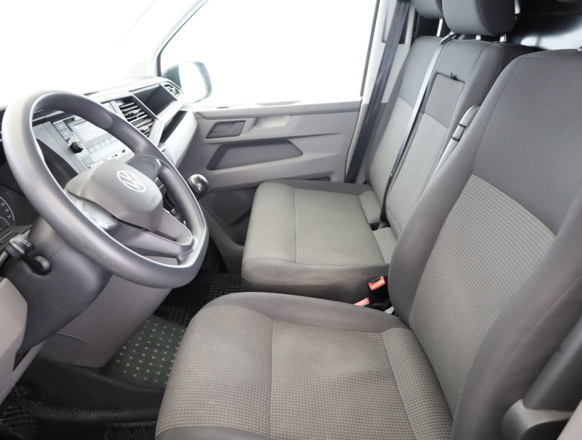 Volkswagen Transporter, 2021