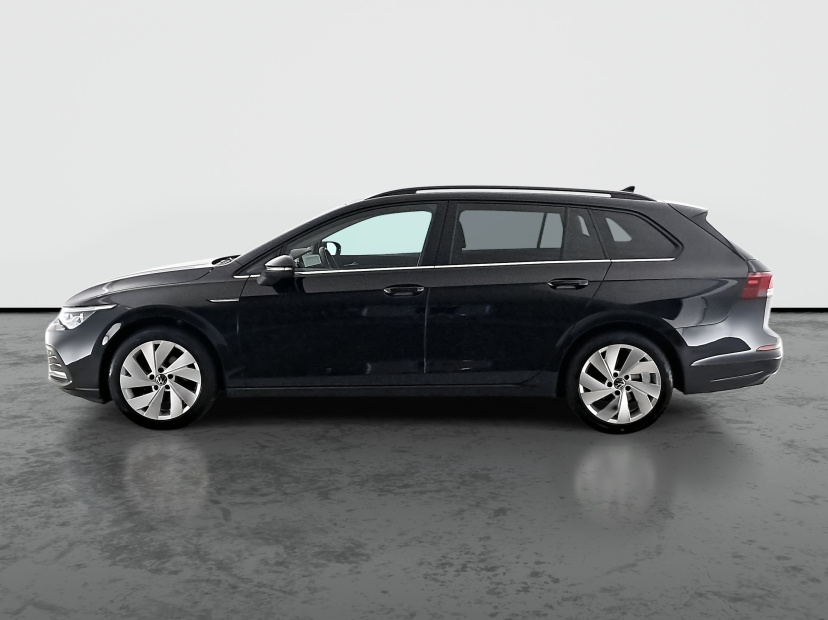 Volkswagen Golf, 2023