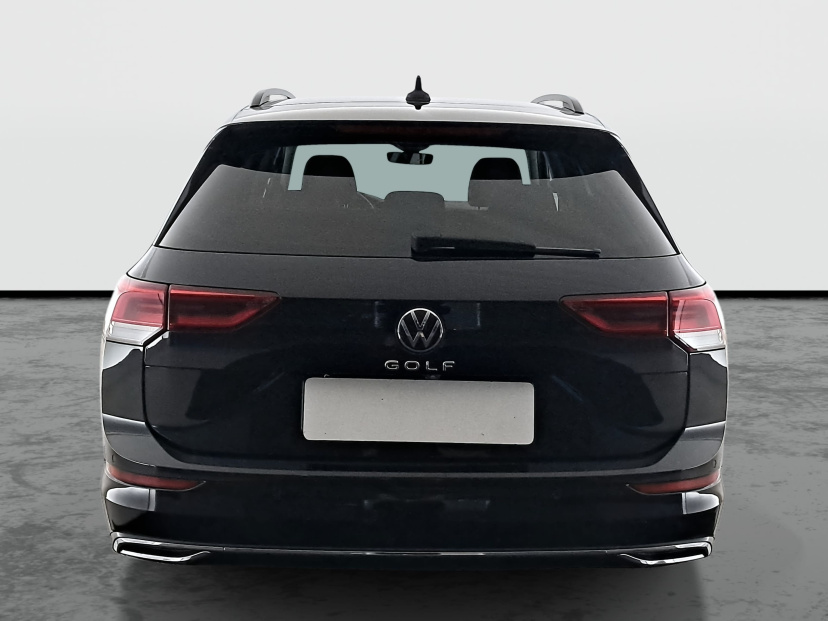 Volkswagen Golf, 2023