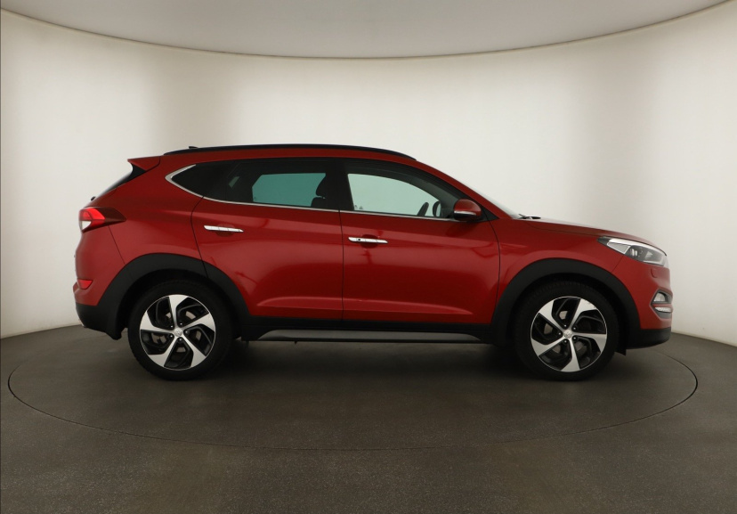 Hyundai Tucson, 2015