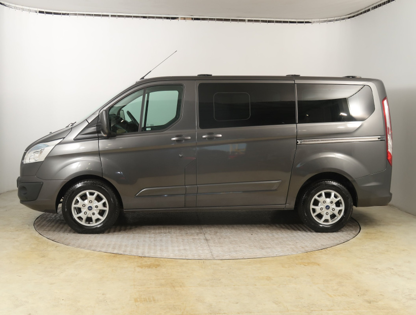 Ford Tourneo Custom, 2015
