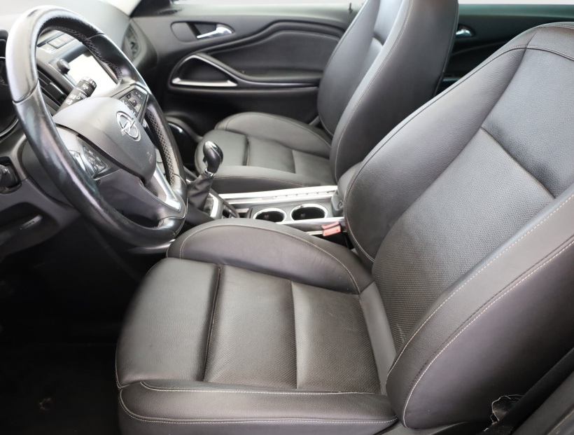Opel Zafira Tourer, 2017