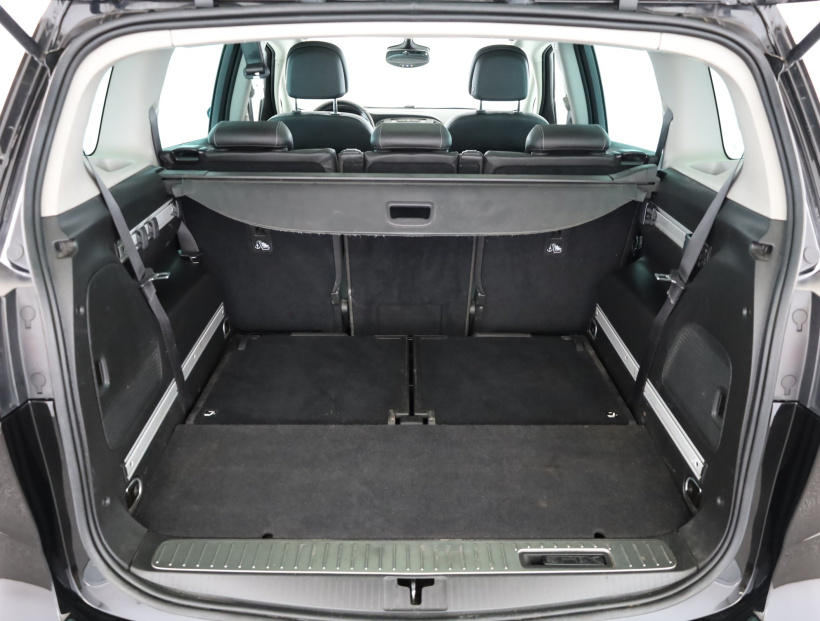 Opel Zafira Tourer, 2017